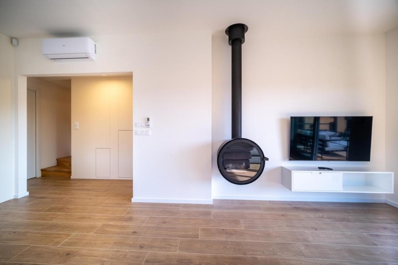 Holiday House U Hajenky 11P Lipno Home ลิปโนนัดเวิลตาวู ภายนอก รูปภาพ